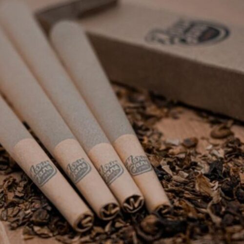 The super thin, almost transparent paper allows you to truly appreciate the beauty of your cannabis while granting you a unique and unparalleled smoking session.